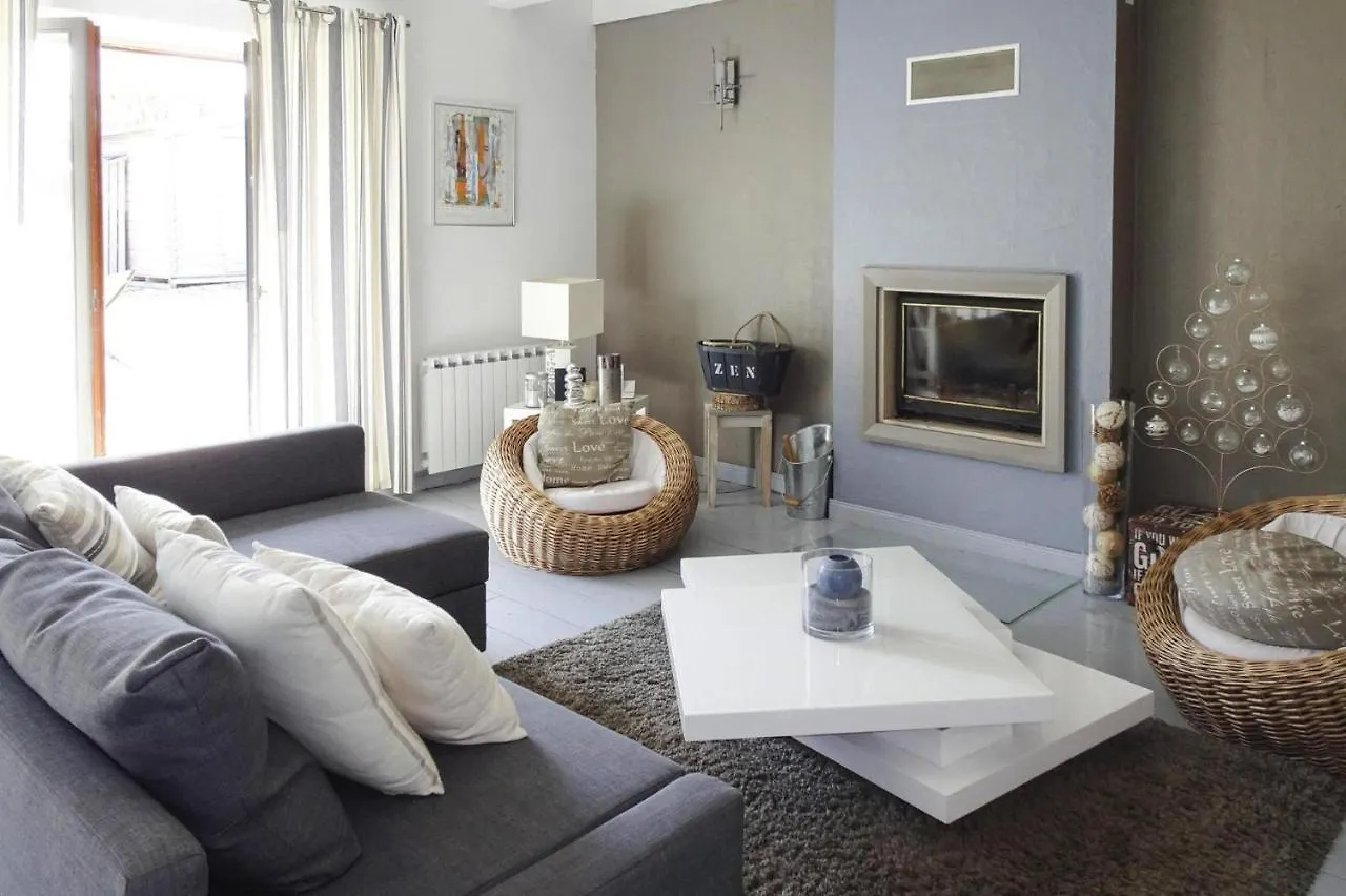 Comfortable Natural Stone House, Plouezec Holiday home